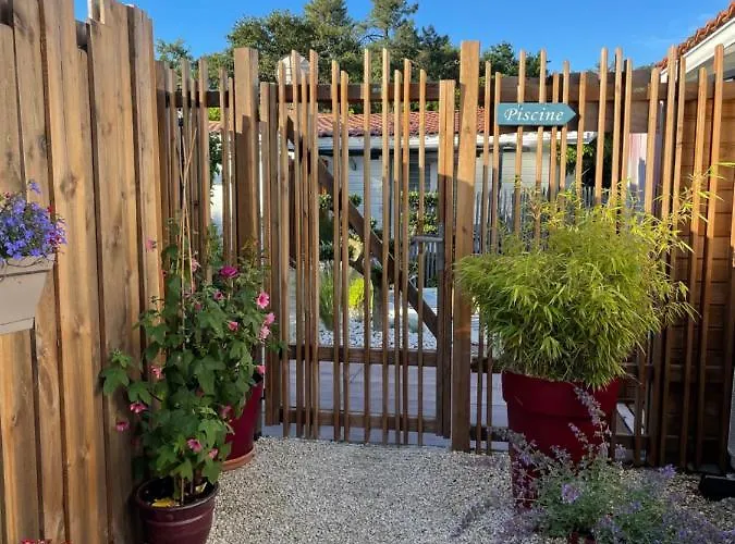 Pierartlou Nocleg ze śniadaniem Ares