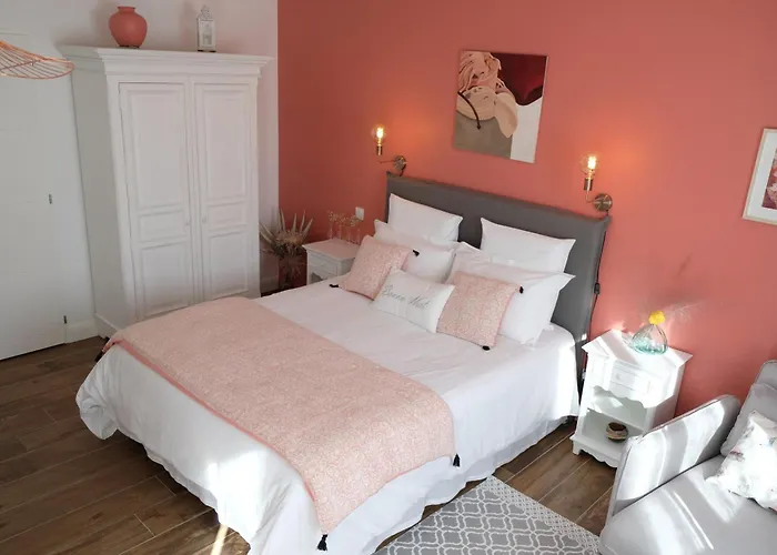 Pierartlou Nocleg ze śniadaniem 4*