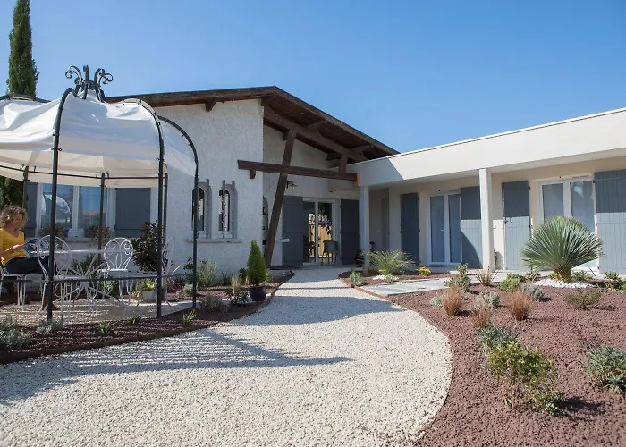 Pierartlou Nocleg ze śniadaniem