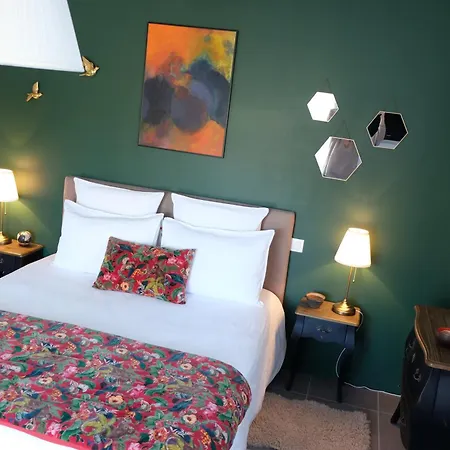 Pierartlou Bed and Breakfast Ares